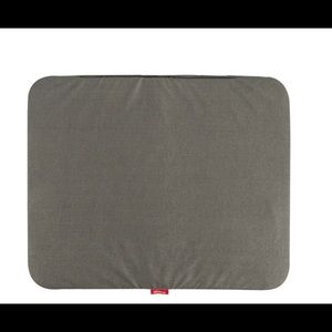 Like brand new heat press and mat only used a handful of times.